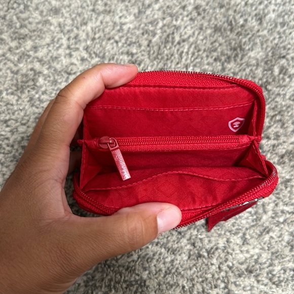 Vera Bradley Holiday Cats- Zip RFID Wallet, Zip ID Wallet, and Lanyard - Picture 3 of 4